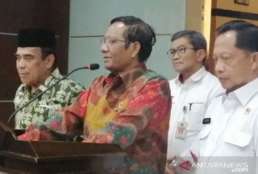Memilih 100 Pulau untuk Tempat Isolasi, Ini Kata Menko Polhukam.. - GenPI.co