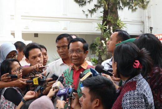 Menko Polhukam Mahfud MD: Prabowo Tunjukkan Iktikad Kerja Bersama - GenPI.co