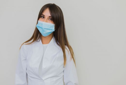 Awas! Turunkan Masker ke Dagu Berisiko Pindahkan Penyakit - GenPI.co