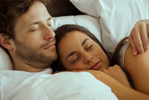 Istri yang Mau Awet Muda, Cium Saja Aroma Ketiak Suami - GenPI.co