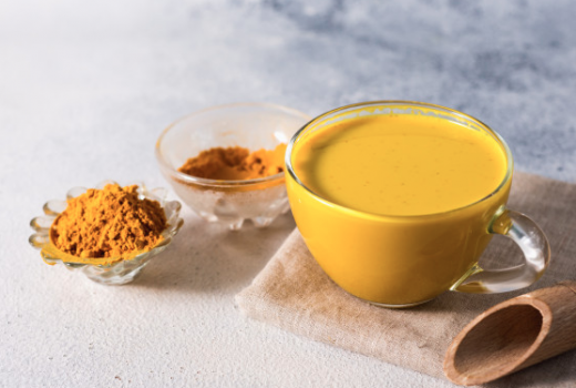 Jaga Imunitas, Kamu Bisa Coba Membuat Golden Milk - GenPI.co