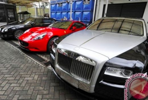 Polisi Panen Sita Mobil Mewah, Hasilnya Wow Banget? - GenPI.co