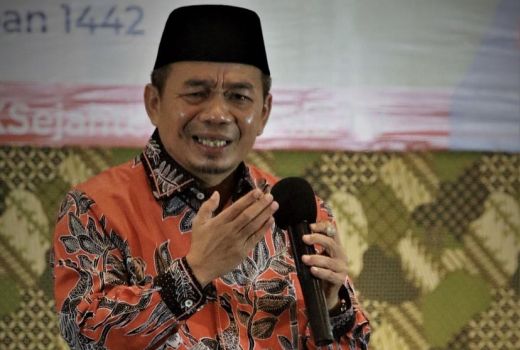 PKS Kecam Penista Agama, Jozeph Paul Zhang Siap Diciduk! - GenPI.co