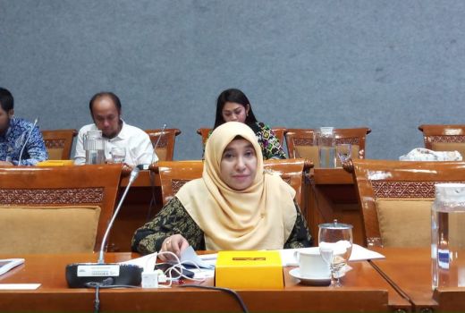 Nasib Guru Swasta Minim Perhatian, PKS Ngamuk pada Nadiem - GenPI.co