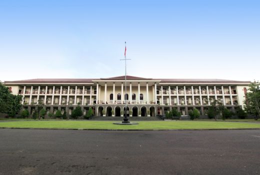 Geser UI, UGM Sabet Peringkat 1 Universitas Terbaik Nasional - GenPI.co