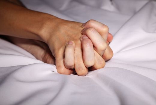4 Cara Sehat Terhindar dari Penyakit Kelamin Menular, Wajib Tahu! - GenPI.co