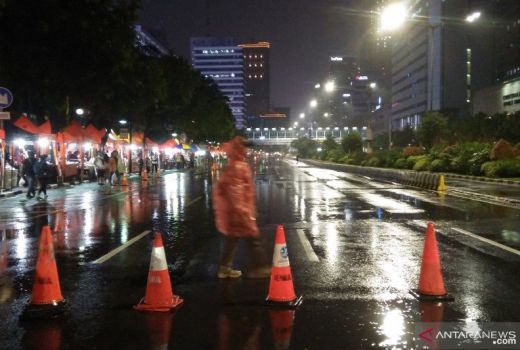 Malam Tahun Baru, Jalan Sudirman-Thamrin Steril dari Kerumunan - GenPI.co