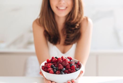 Tinggi Vitamin C, Buah Berry Ampuh Jaga Kesehatan Kulit - GenPI.co
