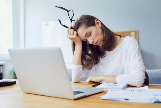 Semangat Kerja Loyo dan Mudah Emosi? Tandanya Kamu Butuh Piknik - GenPI.co
