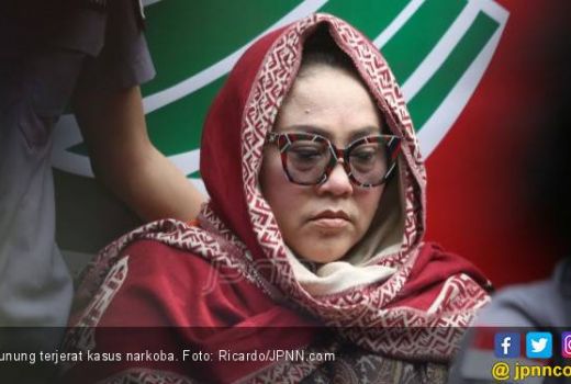 Sumpah Lucu Banget, Nunung Bikin Pengunjung Sidang Ngakak - GenPI.co