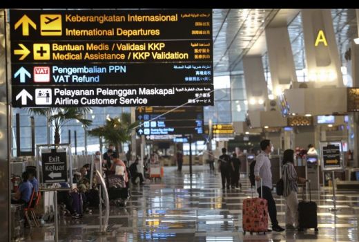 Ratusan WN Cina ke Indonesia, Fadli Zon Sindir Pemerintah Telak - GenPI.co