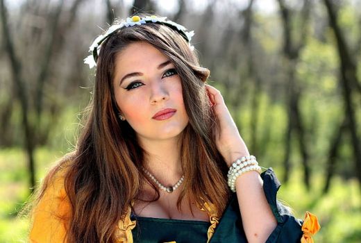 Aura Warna Zodiak Ternyata Penuh Makna, Ada yang Hoki Terus - GenPI.co