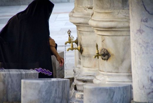Gegara Virus Corona, Wudu Dibahas Pakar Barat  - GenPI.co