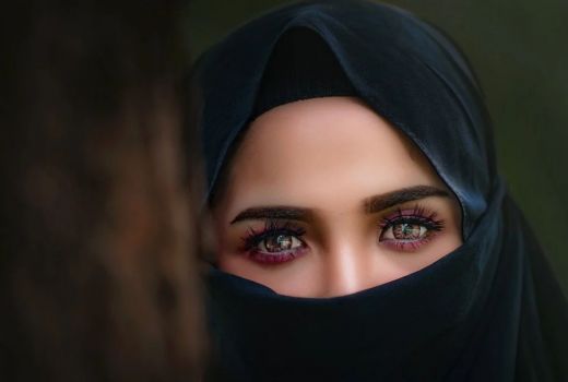 Bedak Halal! Cocok untuk Ramadan dan Hari Raya - GenPI.co