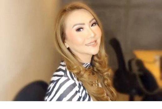 Poppy Kelly: Aku Hampir Meninggal, Dia yang Menyelamatkanku - GenPI.co