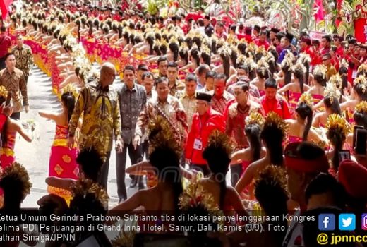 Prabowo Subianto bak Raja, Disambut Gemuruh Teriakan Kader PDIP - GenPI.co
