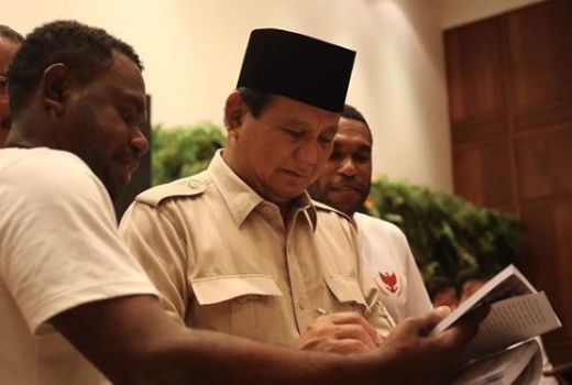 Menteri Pertahanan Amerika Mendadak Telepon Prabowo Subianto - GenPI.co