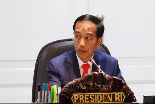 Menteri Ini Urus Partai di Jam Kerja, Memang Pak Jokowi Izinkan? - GenPI.co