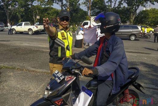 700 Ribu Kendaraan di Riau Absen Pajak, Aparat Gelar Penertiban - GenPI.co