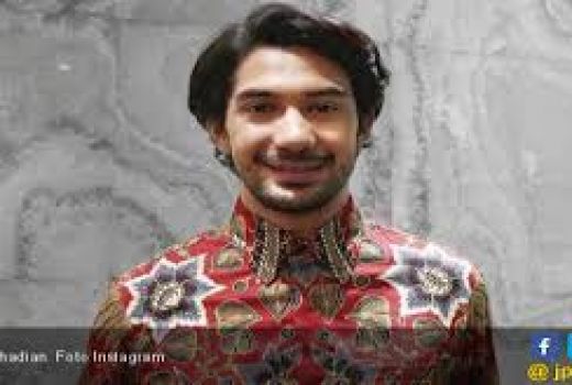 Ya Ampun, Reza Rahadian Pernah Dibilang Monyet - GenPI.co