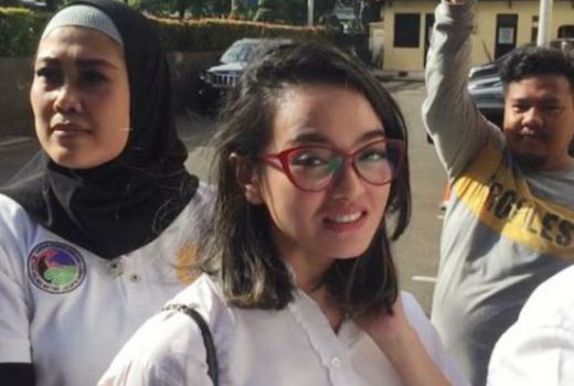 Ririn Ekawati Sujud Syukur, Tes Rambut dan Darah Negatif Narkoba - GenPI.co