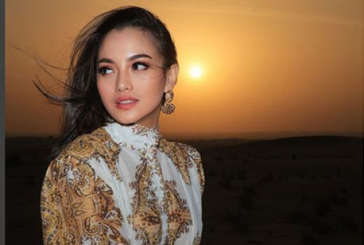 Berstatus Janda Cantik, Mereka Dilarang Anak Menikah Lagi - GenPI.co