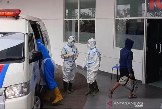 Terpapar Varian Baru Covid-19, Seorang Awak Kapal Meninggal Dunia - GenPI.co