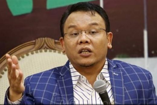Faldo Maldini Pindah ke PSI? Begini Respons Pengurus DPP PAN - GenPI.co