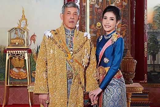 Foto Wow Selir Raja Thailand Bocor ke Wartawan, Iman Bisa Goyah - GenPI.co