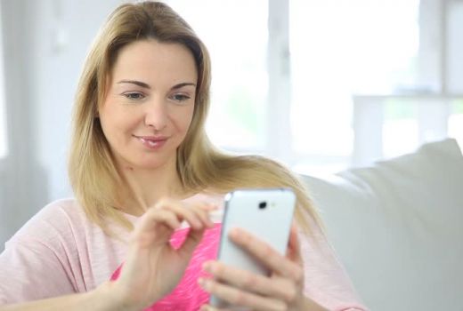 Harga Smartphone Ini Murah Banget, Samsung dan Oppo Kalah Canggih - GenPI.co