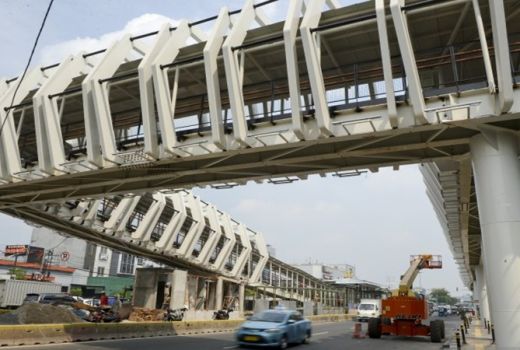 Integrasi Moda Transportasi, Skybridge Rawamangun Resmi Dibuka - GenPI.co