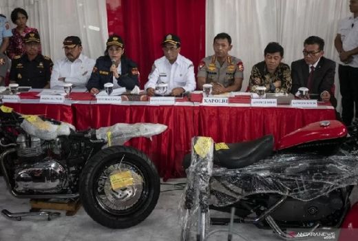 Sri Mulyani Panen Motor Gede dan Mobil Mewah Ilegal, Hasilnya Wow - GenPI.co