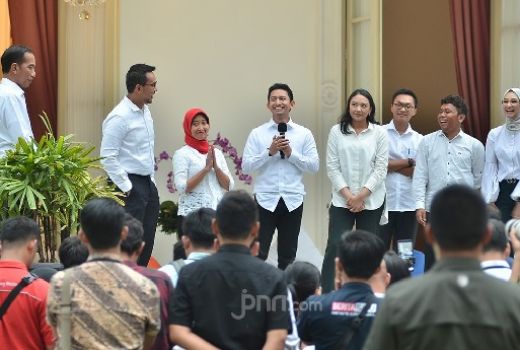 Staf Khusus Milenial Bikin Malu Istana, Wibawa Jokowi Rontok - GenPI.co