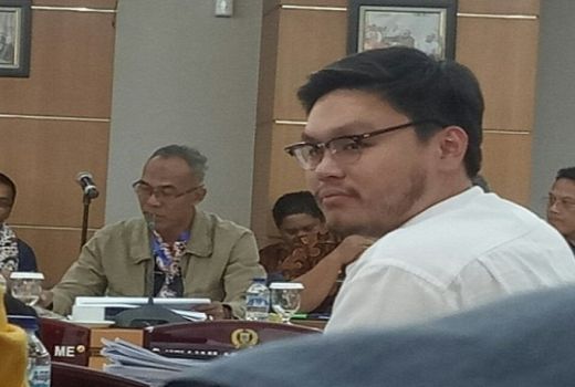 Ungkap Lem Aibon Rp 82 M, William Bakal Diseret ke BK DPRD - GenPI.co