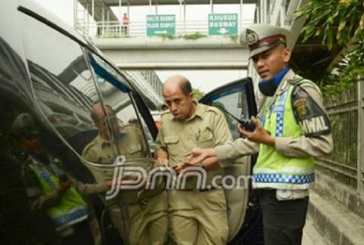 Motor Masuk Jalur Busway Bakal Kena Tilang Elektronik - GenPI.co