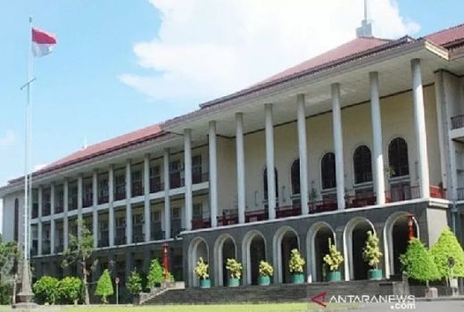 Wow... UGM Peringkat Ketiga Universitas Terbaik di Asia Tenggara - GenPI.co