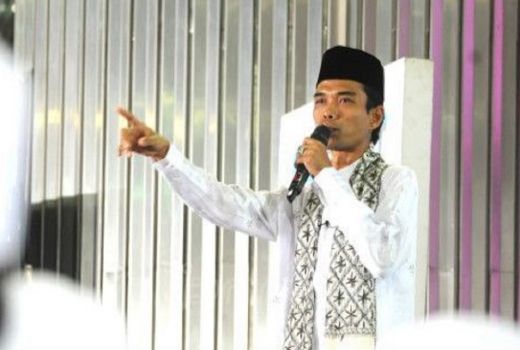 Akun Medsos Ustaz Abdul Somad Hilang, Pakar Hukum: Mulai Diincar - GenPI.co
