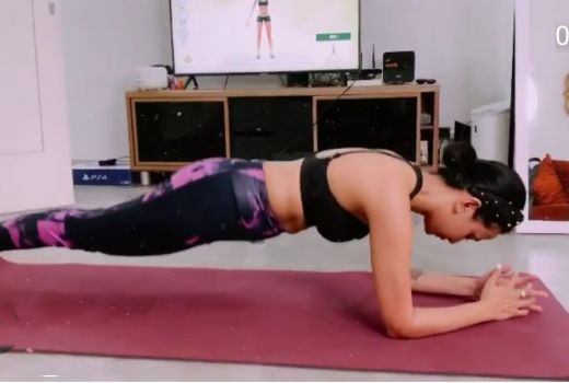 Vanessa Angel, dari Belahan Dada Hingga Nyaris Polos - GenPI.co