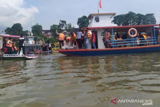 Perayaan Waisak di Jambi, Lele dan Kura-kura Dilepasliar ke Danau - GenPI.co