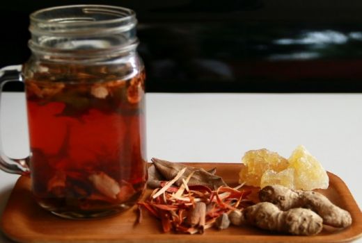 Jahe Hingga Cengkeh, Ramuan Wedang Uwuh yang Menyehatkan Badan - GenPI.co