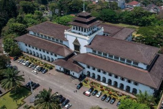 Realisasi Investasi Jabar Mencengangkan, Pantas Dipuji BKPM - GenPI.co