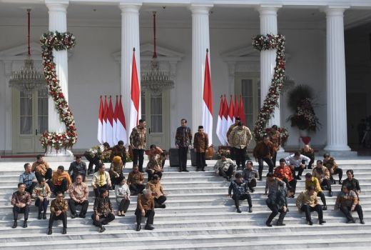 Soal Reshuffle Kabinet: Ada Menteri yang Getol Cari Muka - GenPI.co