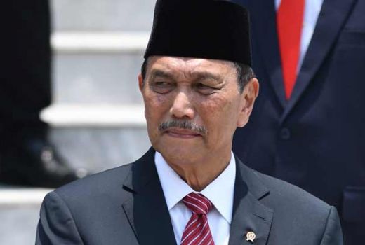 Nadiem dan Airlangga Terancam Reshuffle, Amankah Posisi Luhut? - GenPI.co