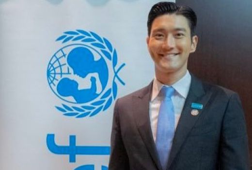 Siwon Super Junior Sampaikan Duka Atas Gempa Bumi di Sulbar - GenPI.co