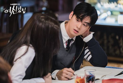Bikin Nostalgia, 4 Drama Korea Tentang Cinta Monyet di Sekolah - GenPI.co