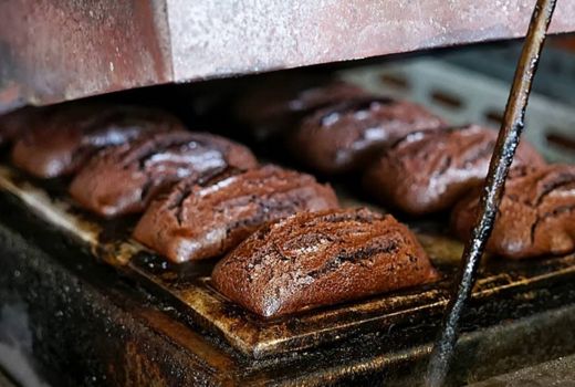 Tiga Kue Balok Paling Enak di Bandung, Adonannya Manis dan Padat! - GenPI.co JABAR