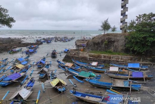 Pembangunan Pelabuhan di Pantai Selatan Ditargetkan Rampung 2022 - GenPI.co JABAR