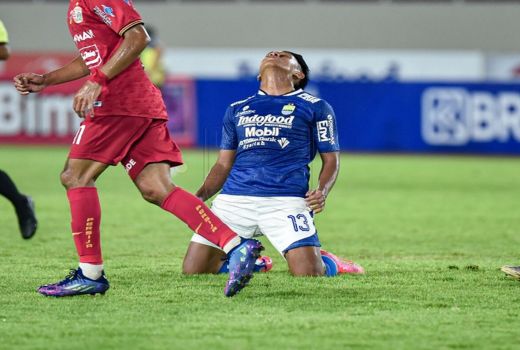Skor 0-1, Persib Bandung Kalah dari Persija Jakarta - GenPI.co JABAR