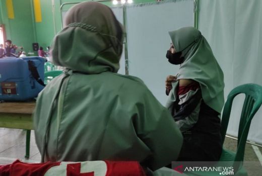 Ada Pelayanan Vaksinasi Covid-19 Malam Hari di Cianjur - GenPI.co JABAR