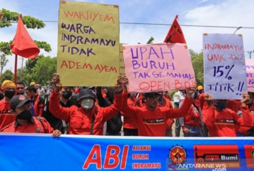 Kata Ekonom Unpad, Sistem Pengupahan 2022 Sudah Bagus - GenPI.co JABAR